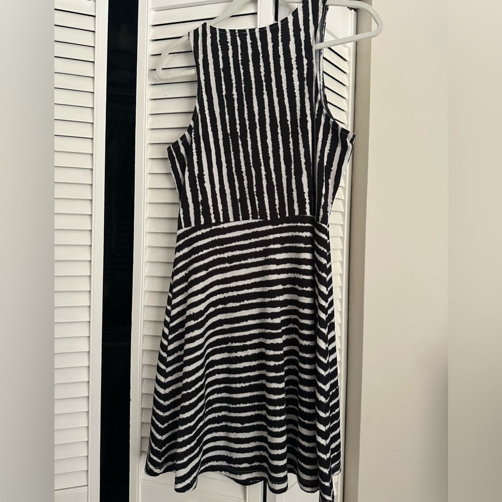 H&M Black and White Striped dress size large